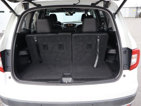 Used 2020 Honda Pilot Touring image 36