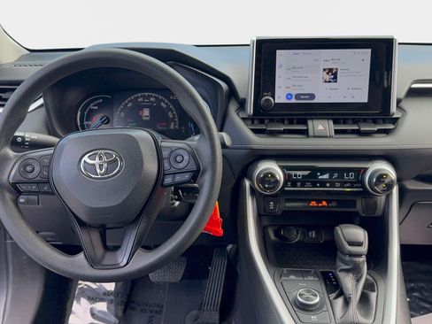 Certified 2024 Toyota RAV4 LE AWD/4WD image 15