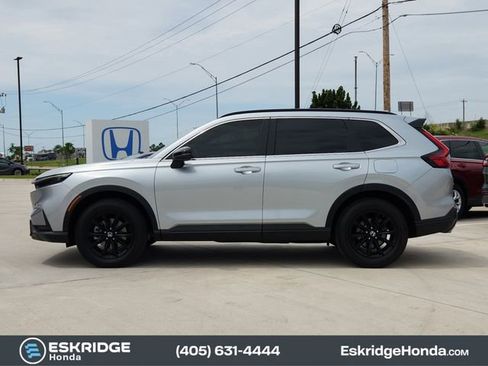 Used 2025 Honda CR-V Sport image 4