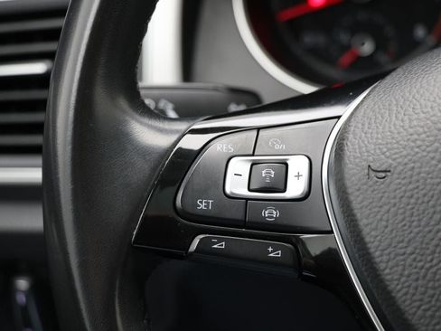 Used 2019 Volkswagen Atlas SE w/ Panoramic Sunroof Package image 21