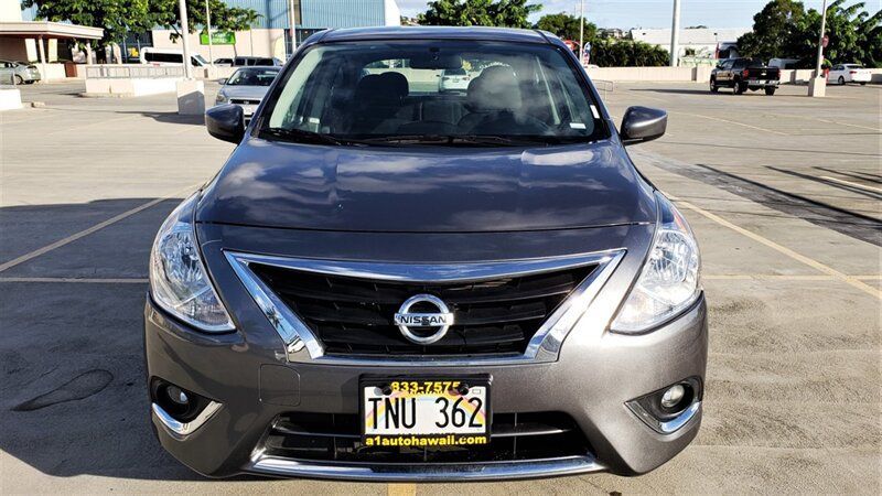 Used 2018 Nissan Versa SV w/ SV Special Edition FWD image 6