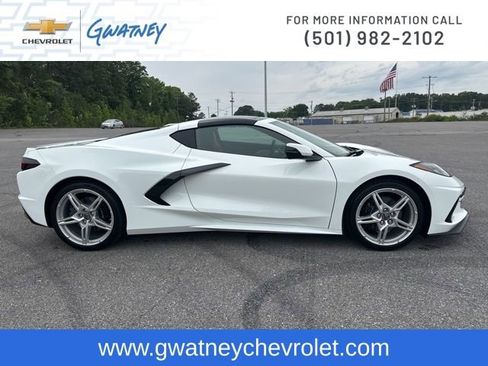 Used 2025 Chevrolet Corvette Stingray Preferred Cpe w/ 2LT RWD image 4