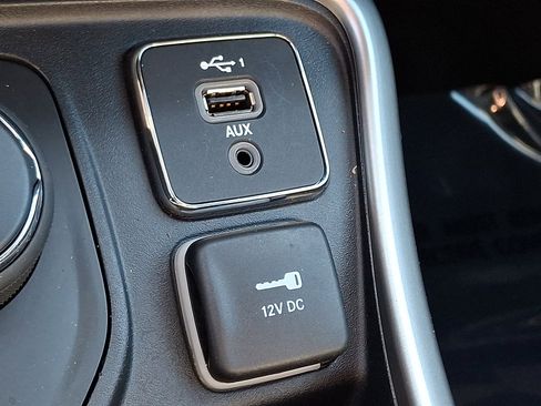 Used 2021 Jeep Compass 80th Special Edition image 25