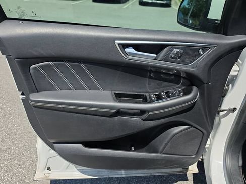 Used 2020 Ford Edge ST w/ Equipment Group 401A AWD/4WD image 18