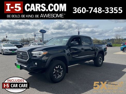 Used 2018 Toyota Tacoma TRD Off-Road AWD/4WD image 1