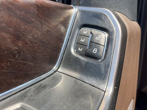 Used 2023 Ford F150 King Ranch RWD image 11