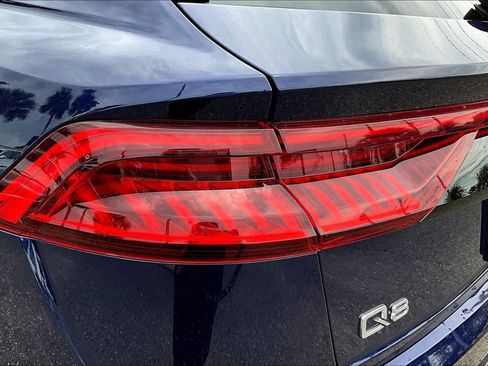 Used 2022 Audi Q8 Premium Plus w/ Premium Plus Package AWD/4WD image 22