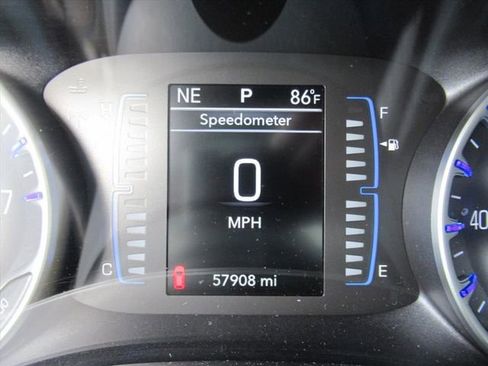 Used 2023 Chrysler Voyager LX FWD image 24