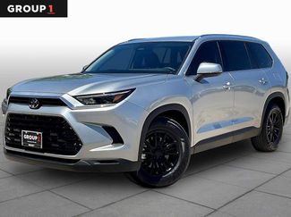 Used 2026 Toyota Grand Highlander XLE video 1