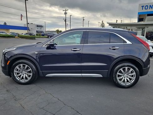 Used 2023 Cadillac XT4 Premium Luxury image 3