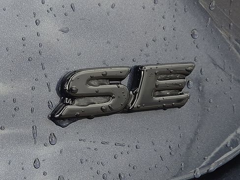 New 2026 Toyota Camry SE FWD image 12