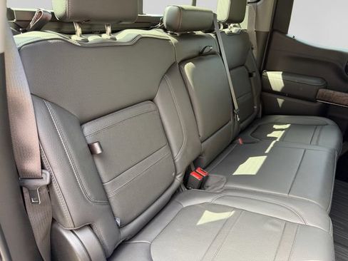 Used 2021 GMC Sierra 1500 Denali AWD/4WD image 17