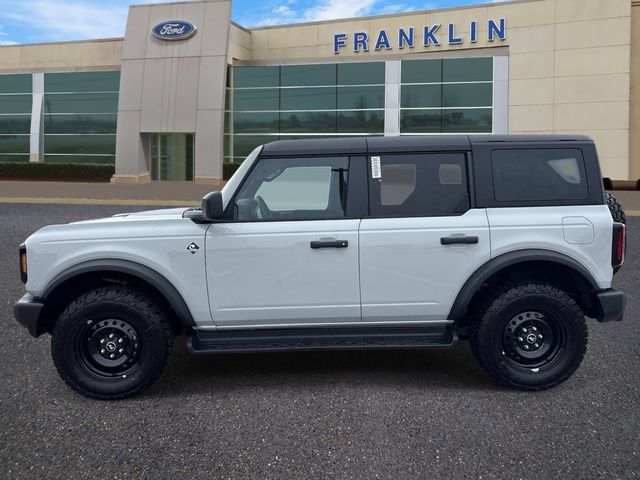 New 2026 Ford Bronco Outer Banks w/ Black Appearance Package AWD/4WD image 4