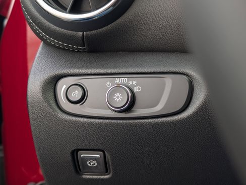 New 2026 Chevrolet Blazer LT w/ Midnight/Sport Edition image 22