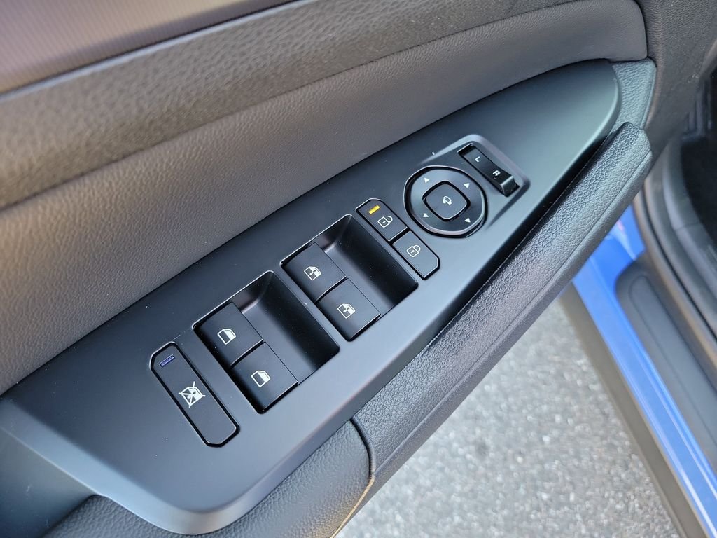 New 2026 Kia Sportage SX FWD image 22