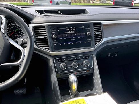 Used 2021 Volkswagen Atlas SE AWD/4WD image 18