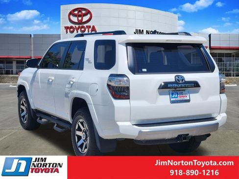 Used 2024 Toyota 4Runner TRD Off-Road Premium w/ Moonroof Package AWD/4WD image 8