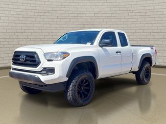 Used 2022 Toyota Tacoma SR w/ SX Package AWD/4WD video 1