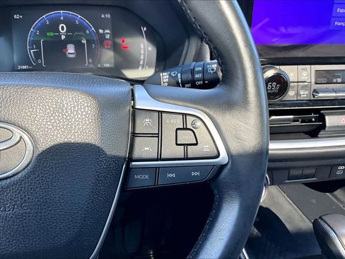 Certified 2024 Toyota Grand Highlander XLE AWD/4WD image 24