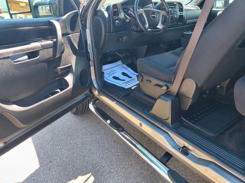 Used 2013 GMC Sierra 2500 SLE w/ SLE Preferred Package RWD image 14