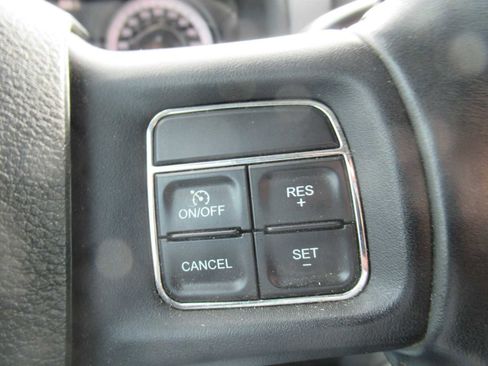 Used 2018 RAM 3500 Big Horn image 29