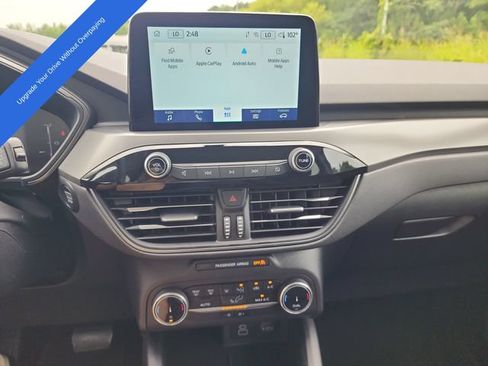Used 2025 Ford Escape Active AWD/4WD image 17