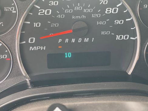 New 2025 GMC Savana 2500 w/ Driver Convenience Package image 12