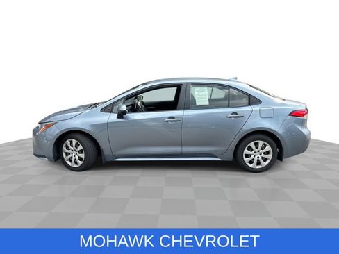 Used 2020 Toyota Corolla LE FWD image 5