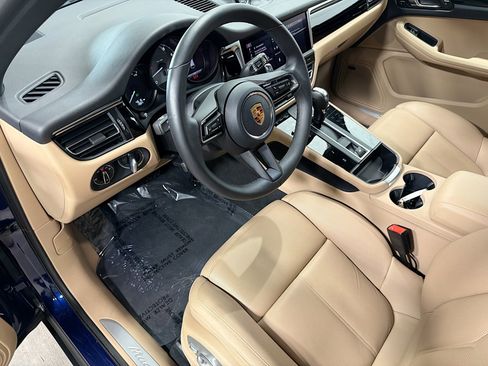 Certified 2026 Porsche Macan S AWD/4WD image 4