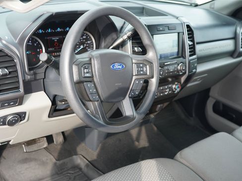 Used 2022 Ford F350 XLT w/ XLT Value Package RWD image 9