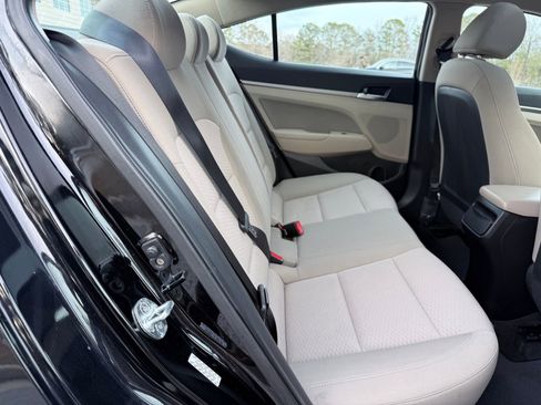 Used 2020 Hyundai Elantra Value Edition w/ Cargo Package (C1) image 39