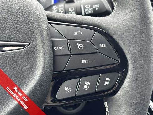 New 2026 Chrysler Pacifica Select w/ S Appearance Package image 24