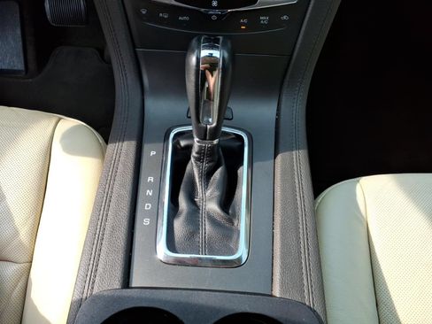 Used 2015 Lincoln MKT AWD w/ Equipment Group 201A image 27