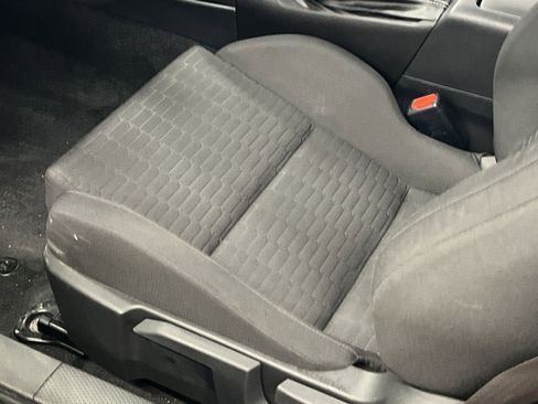 Used 2022 Toyota GR86 image 11