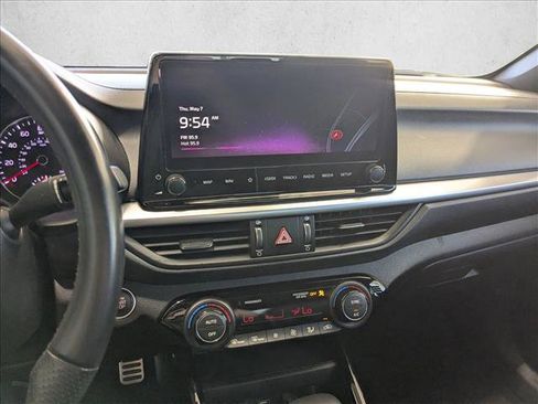 Used 2023 Kia Forte GT-Line w/ GT-Line Technology Package FWD image 10