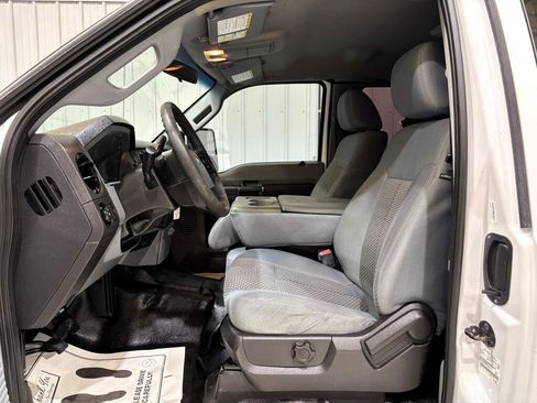 Used 2016 Ford F250 XL w/ Power Equipment Group image 11