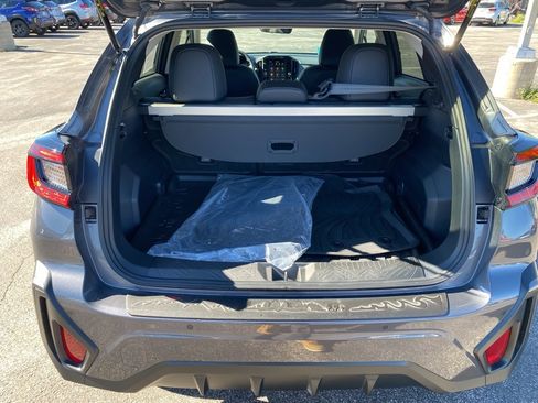 Certified 2025 Subaru Crosstrek 2.5i Limited w/ Crosstrek Mirror Package image 7