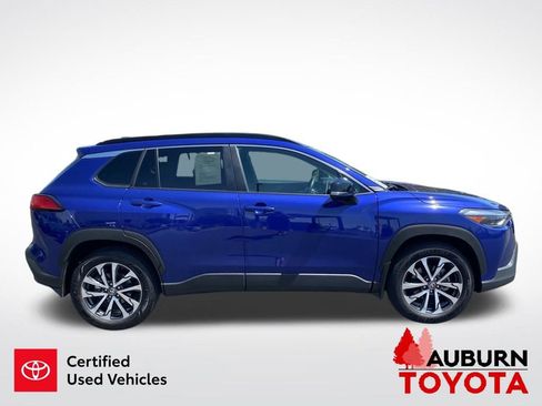 Certified 2025 Toyota Corolla Cross XLE w/ Convenience Package FWD image 9