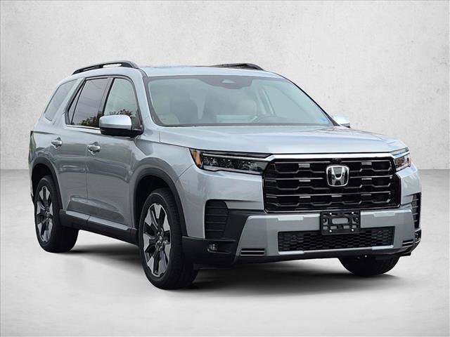 New 2026 Honda Pilot Touring image 7