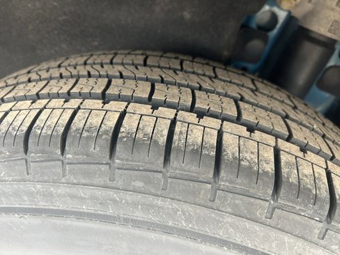 Used 2020 Ford Escape SE image 24