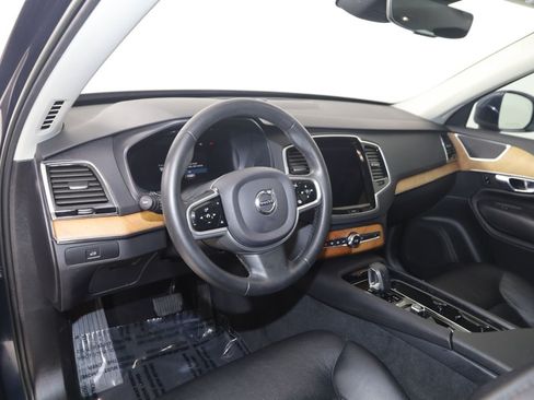 Used 2023 Volvo XC90 B6 Plus w/ Protection Package Premier AWD/4WD image 28