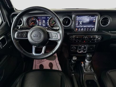 Used 2020 Jeep Gladiator Overland AWD/4WD image 21