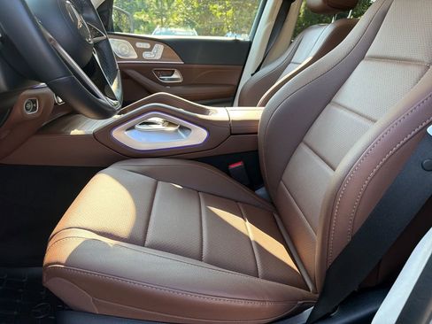 Certified 2025 Mercedes-Benz GLE 350 4MATIC image 19