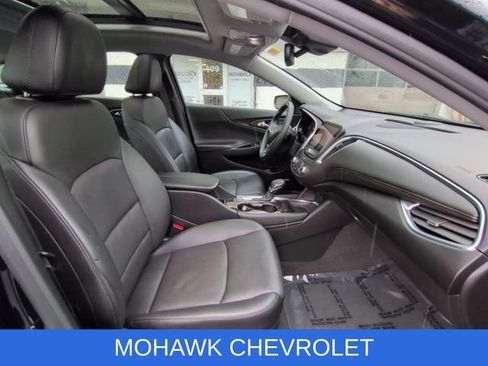 Used 2023 Chevrolet Malibu LT w/ Redline Edition FWD image 29