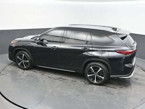Used 2022 Toyota Highlander XSE image 37