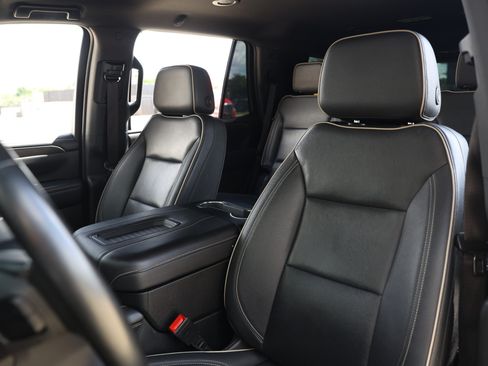Used 2023 Chevrolet Tahoe Premier RWD image 10