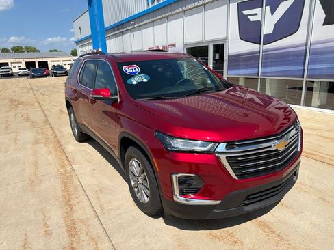 Certified 2023 Chevrolet Traverse LT w/ LPO, Floor Liner Package AWD/4WD image 4