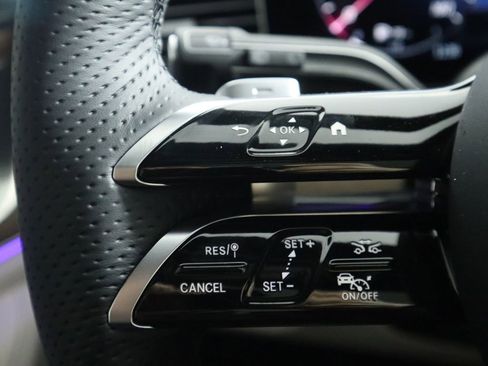 New 2026 Mercedes-Benz GLS 580 4MATIC image 12