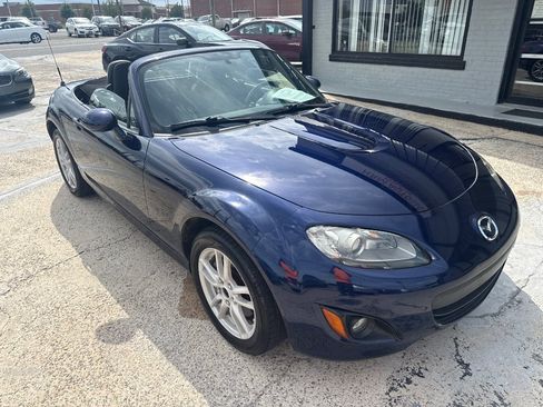 Used 2012 MAZDA MX-5 Miata Sport RWD image 13