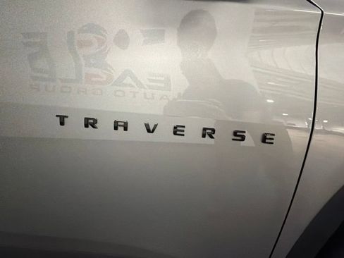 Used 2023 Chevrolet Traverse RS w/ LPO, Floor Liner Package AWD/4WD image 14